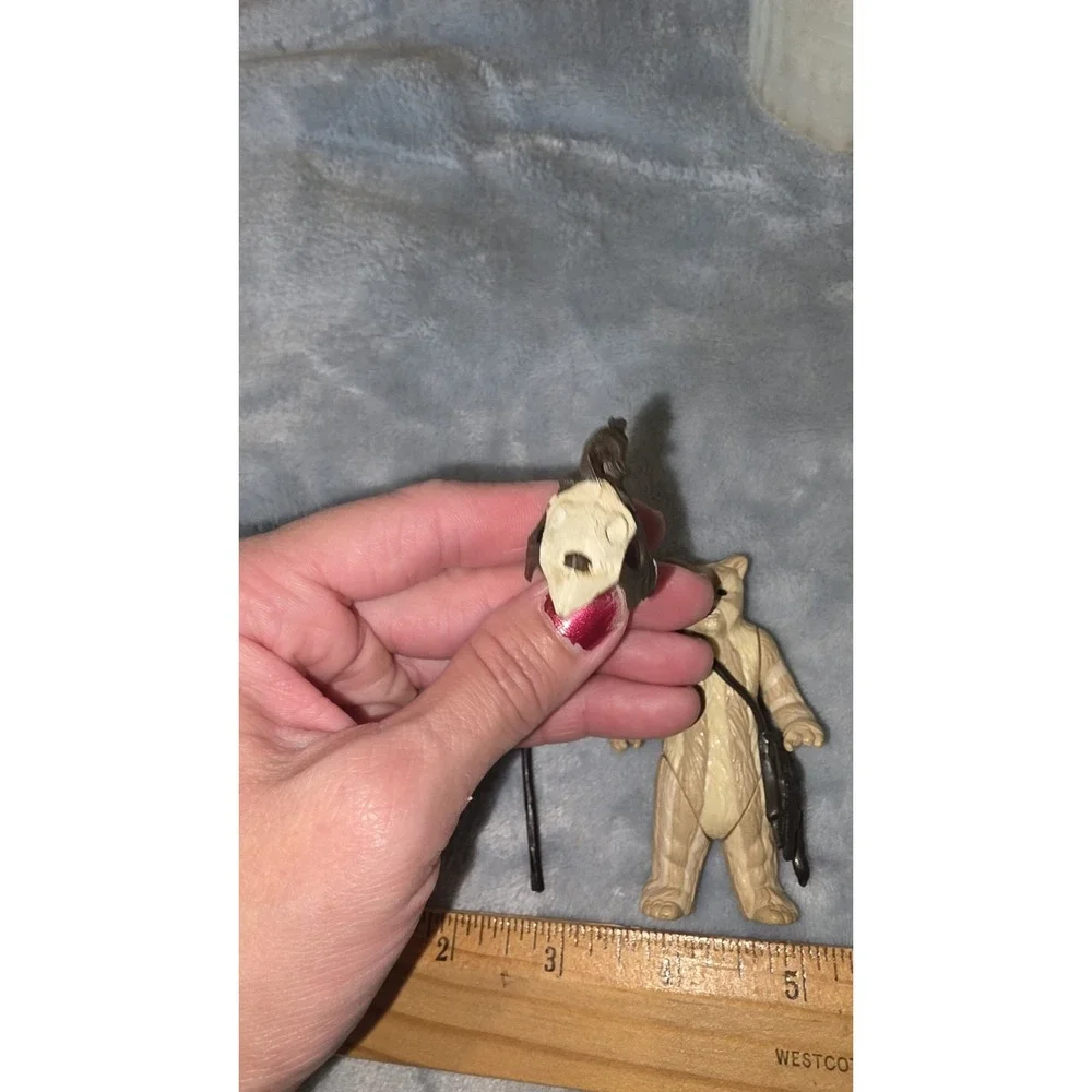 Vintage Kenner Star Wars Logray Ewok Medicine Man Action Figure COMPLETE